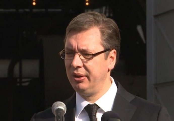 Vučić: Sram da bude direktora RTV zbog kažnjavanja novinarke