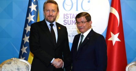 Davutoglu i Izetbegović u Istanbulu: Turska nastavlja podržavati BiH