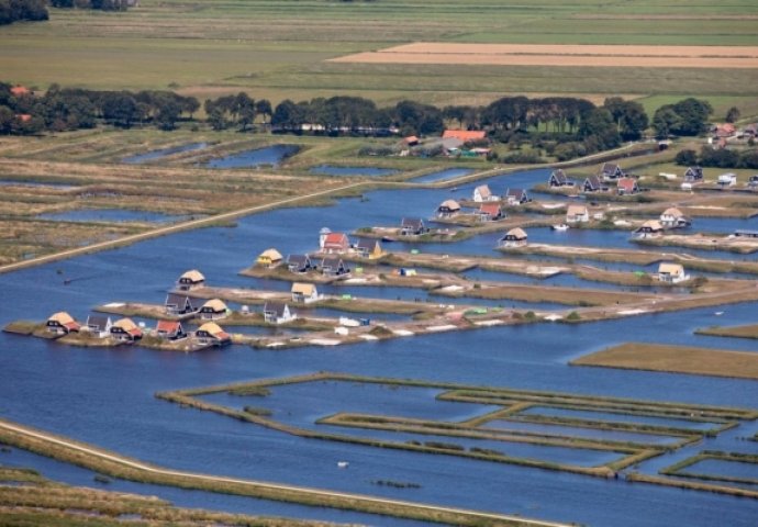 Bajkovito selo bez puteva i automobila, pravi "Raj na zemlji" (FOTO)