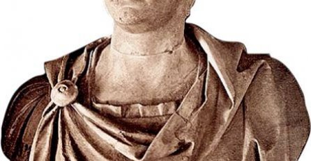 Rimski car koji je vladao  u razdoblju koje je u historiji ostalo poznato kao "Godina četiri cara"