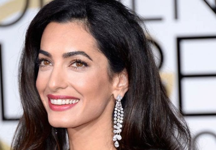 Savršena Amal Clooney