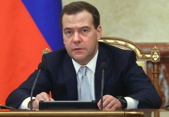 Medvedev: Ponašanje evropskih političara je neodgovorno