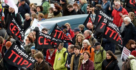 Više hiljada demonstranata na ulicama Hannovera uoči dolaska Obame