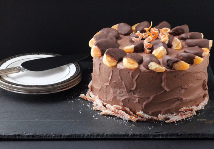 Savršen spoj čokolade i mandarina: Torta koja će vas na prvi zalogaj osvojiti 
