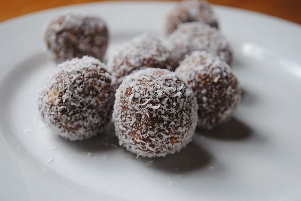 cokoladne-kuglice-delicious-wuwu-magazine-1