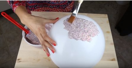 Uzela je balon i šljokice: Kada vdite šta je napravila sa njima, uradit ćete isto (VIDEO) 