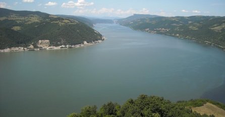 Jeziv slučaj u Srbiji: Dunav izbacio torbu s ljudskim kostima bez glave