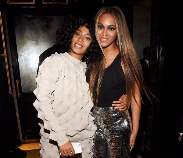 balmain-olivier-rousteing-celebrate-met-gala-arrivals