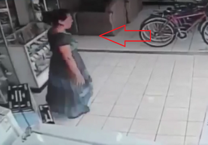 Kada pogledate šta je ova žena ukrala i na koji način past ćete sa stolice (VIDEO)