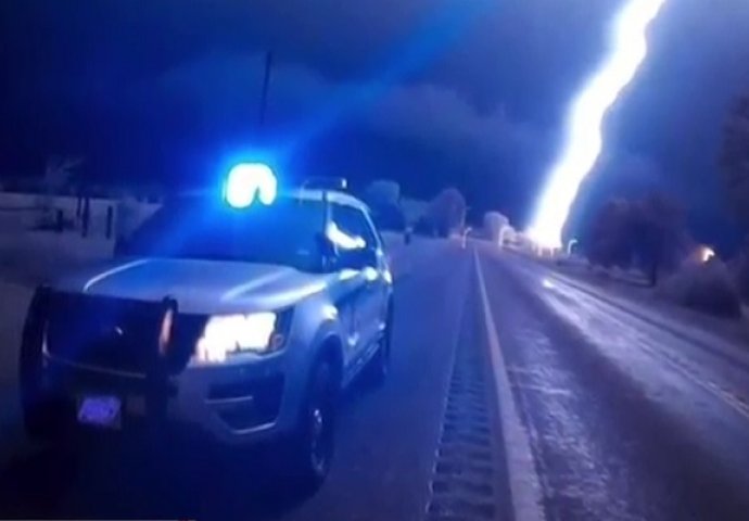 Kamera na tijelu policajca snimila fascinantan udar munje (VIDEO)