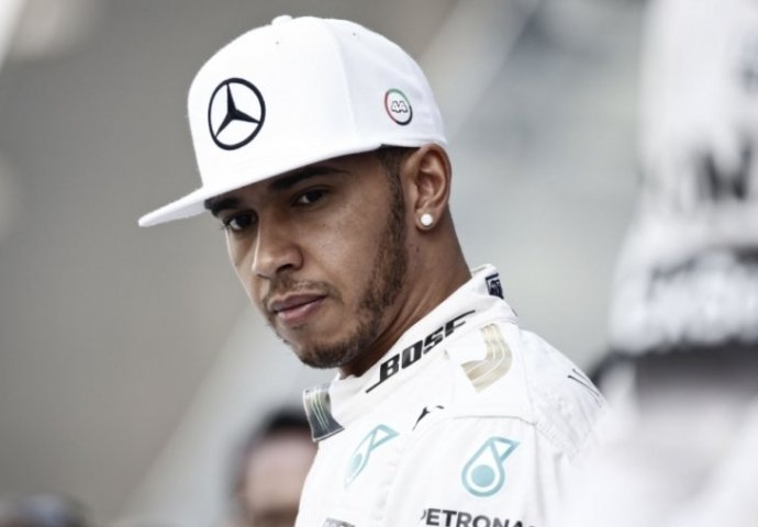 Hamilton: Niko od sportista nije savršen, pa ni Novak Đoković