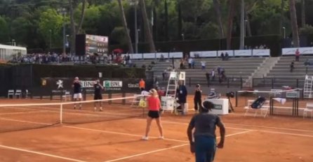 Monfils uživa biti u centru pažnje: Ovim potezom nadmašio samog sebe
