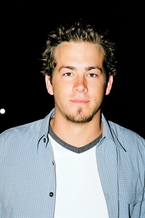 ryan-reynolds-1999
