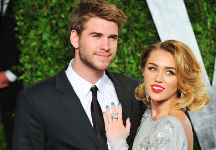 Miley Cyrus i Liam Hemsworth: Ljubav ozvaničili i na Instagramu 