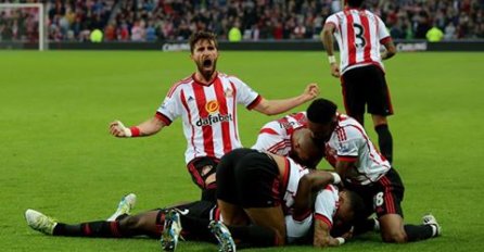 Sunderland pobjedom protiv Evertona opstao u Premier ligi