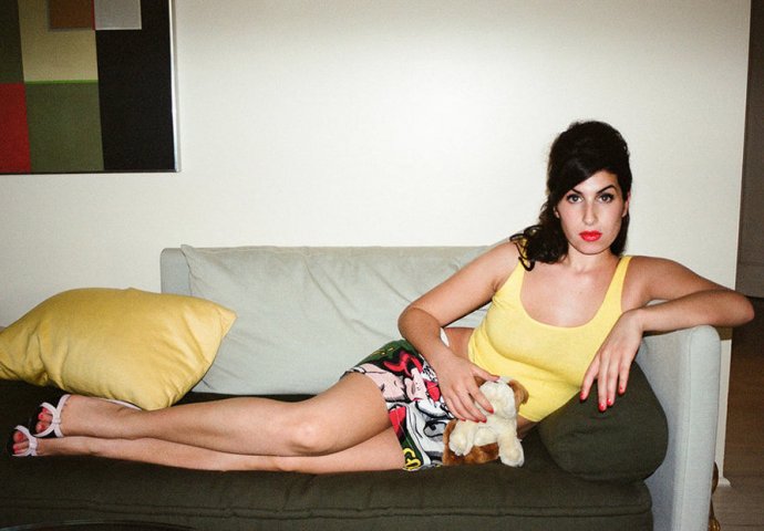 Sasvim obična: Dosad neobjavljene fotografije Amy Winehouse