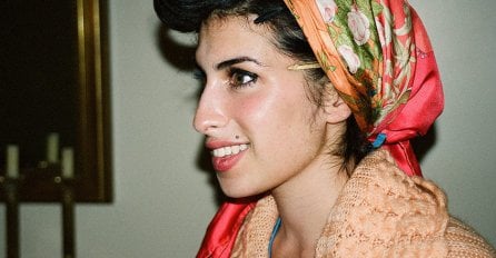 Sasvim obična: Dosad neobjavljene fotografije Amy Winehouse