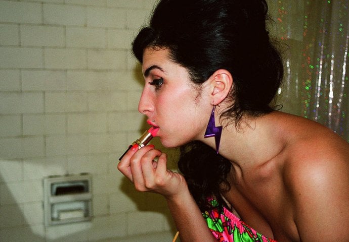 Sasvim obična: Dosad neobjavljene fotografije Amy Winehouse