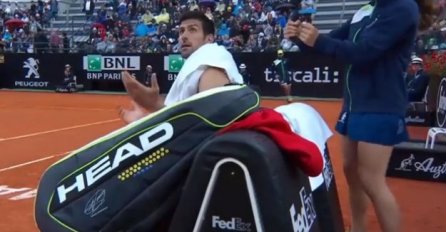 Novak iznerviran poručio sudiji: Ne želim više igrati!