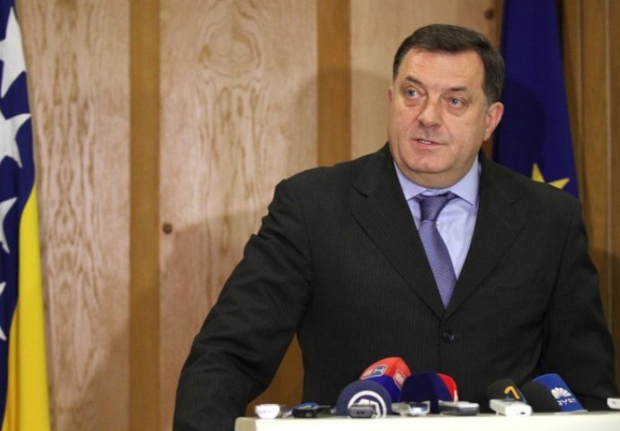 Dodik: Podnijeću ostavku, ako to urade Ivanić i poslanici iz RS-a