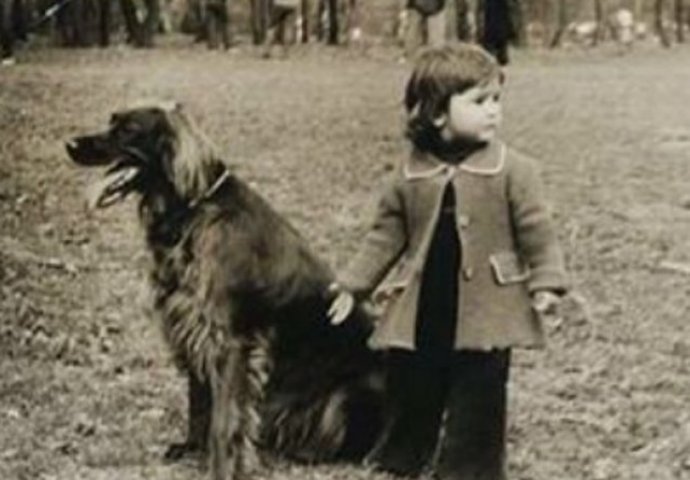 Znate li ko je djevojčica na slici? Danas je popularna u cijeloj našoj regiji! 