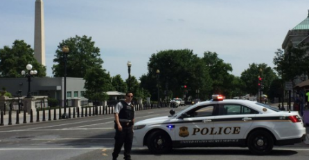 PANIKA U AMERICI, OPSADNO STANJE : Pucnjava ispred Bijele kuće, grad blokiran!