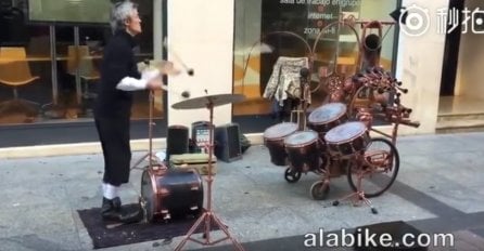 Zbog jednog razloga ovo je vjerovatno najbolji bubnjar na svijetu (VIDEO) 