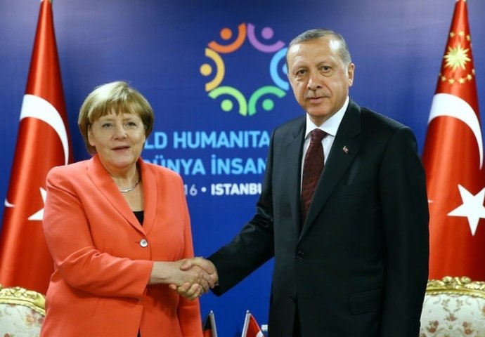 Merkel razgovarala sa Erdoganom: Turska mora ispuniti sve uslove