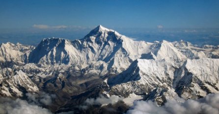 Četiri osobe poginule u protekla četiri dana tokom uspona na Mount Everest