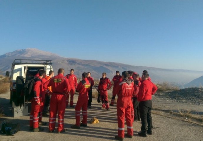 Pripadnici Saveza gorskih službi spašavanja u BiH pronašli živog Mirka Lukića