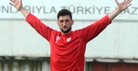 Eldin Adilović za Novi.ba: Nastupi sarajevskih velikana se opisuju jednom riječju - katastrofa