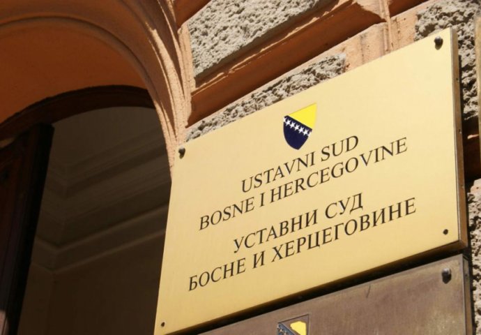 Sedam od devet sudija Ustavnog suda BiH glasalo protiv referenduma u RS-u