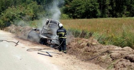 PREOKRET U PRIJEDORU: Maskirani muškarci iz BMW-a nisu pucali i nisu se vraćali iz pljačke? 