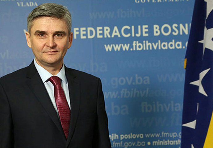 Vlada FBiH: Bukvarević s ministrima za boračka pitanja