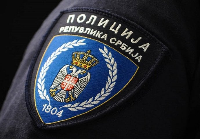 Osam policajaca uhapšeno zbog mita i zlouptrebe položaja