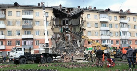 Rusija: Snimljen momenat iznenadnog rušenja zgrade, dvije osobe stradale