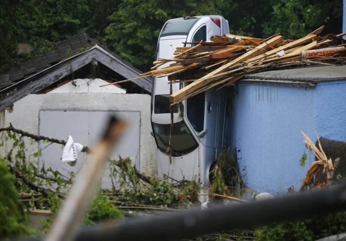 Poplave u Njemačkoj, Francuskoj i Austriji odnijele devet života (VIDEO) 