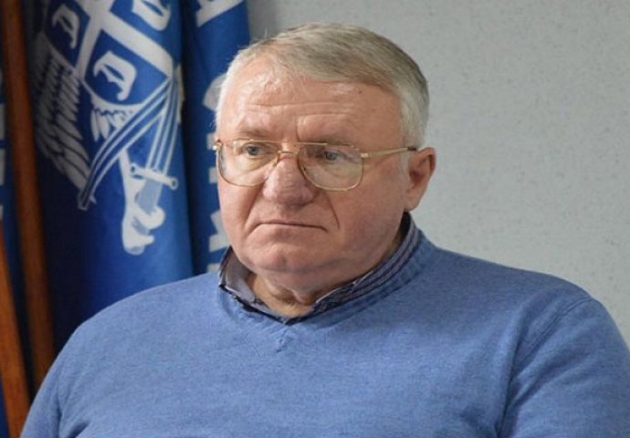 Šešelj smatra Vučića najtežim protukandidatom na predsjedničkim izborima