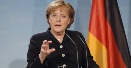 Merkel: Burka je prepreka integraciji