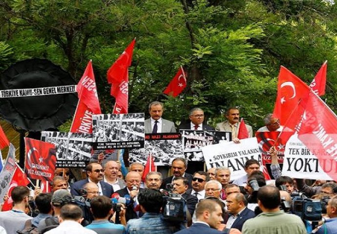 Ankara: Protesti ispred njemačke ambasade