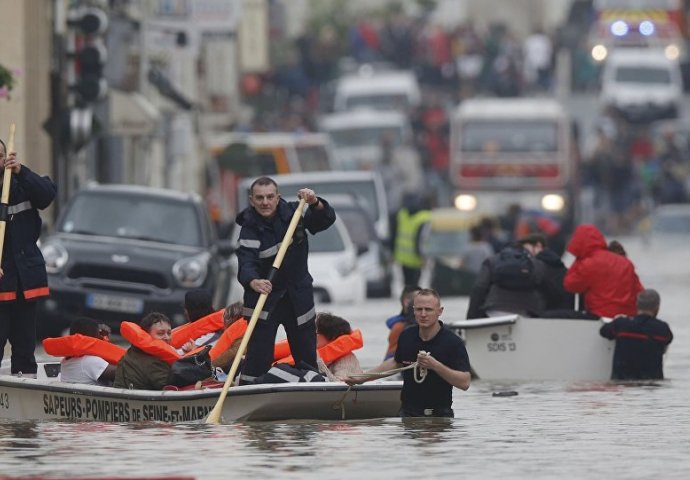 Velike poplave u Centralnoj Europi: raste broj nabujalih rijeka, predviđa se još padavina!