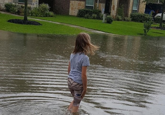 Texas: U nevremenu stradalo najmanje 12 ljudi