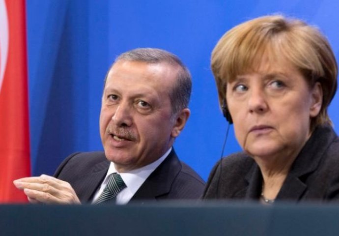 Erdogan kritikovao Merkel zbog rezolucije o genocidu nad Armenima