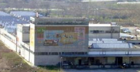 Radnici obustavili proizvodnju u tvornici Lasta Čapljna