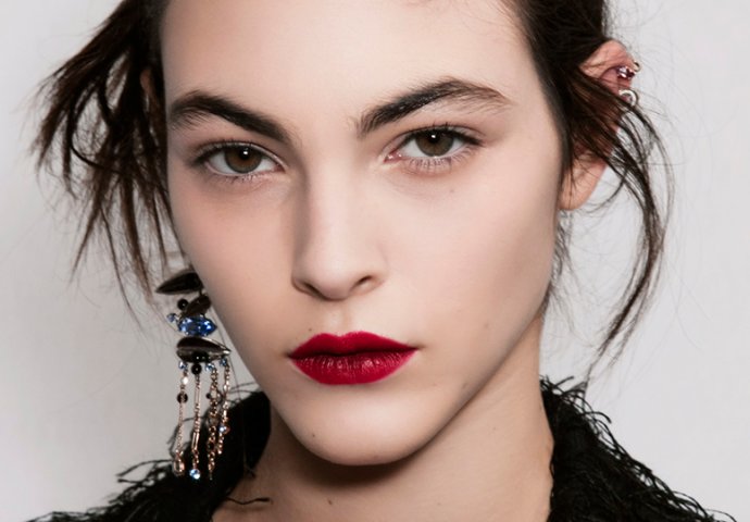 Kako pripremiti usne za mat ruž