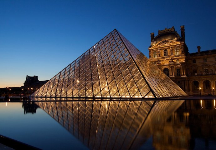 Louvre sutra ponovno otvoren za posjetitelje