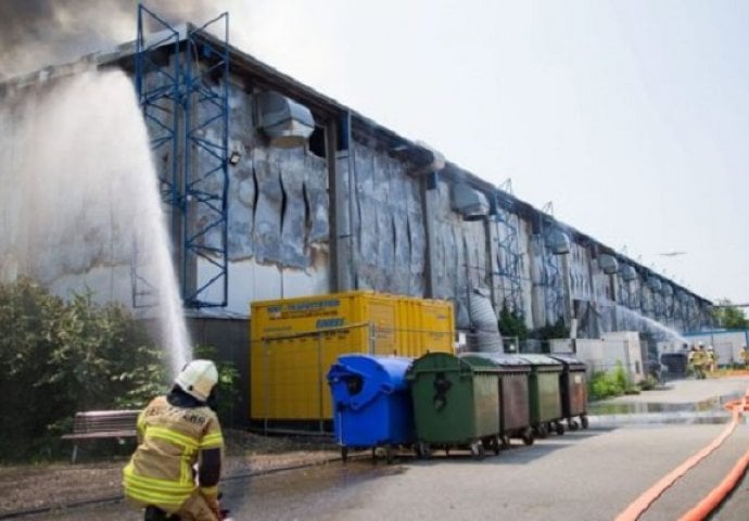 Uzrok požara u migranskom centru-svađa oko ramazanskog posta