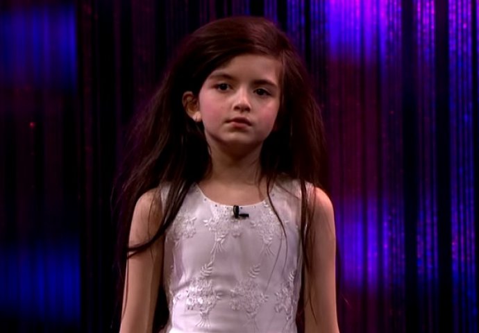 Kakav talenat: Ova osmogodišnja djevojčica će vas ostaviti bez teksta (VIDEO) 