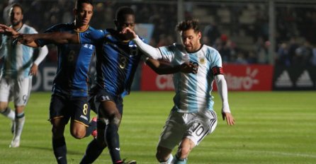 Messi s klupe do hat-tricka za četvrtfinale, Čile spretno do trijumfa