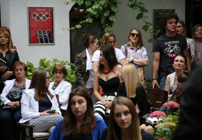 Pred velikim auditorijem promovirana knjiga 'Mila" autora Bože Vreće